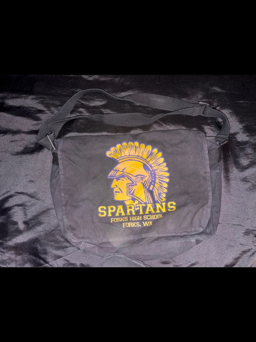 New Moon / Twilight Spartans Crossbody Messenger Bag - Forks High School